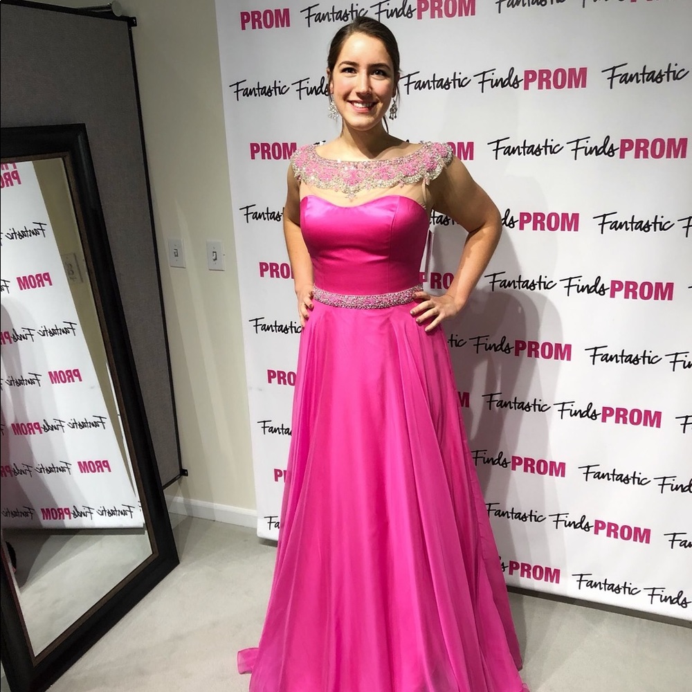 Pink Sherri Hill Prom Dress